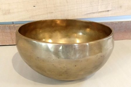 Singing bowl 16 cm 